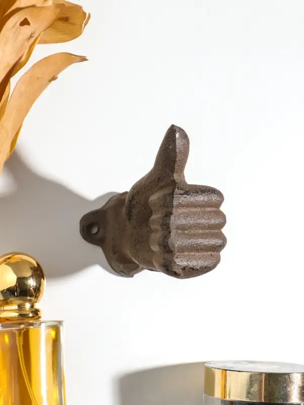 Крючок настенный &laquo;Рука - класс&raquo;, ключница декоративная, чугун, 7.5&times;3.8&times;8 см