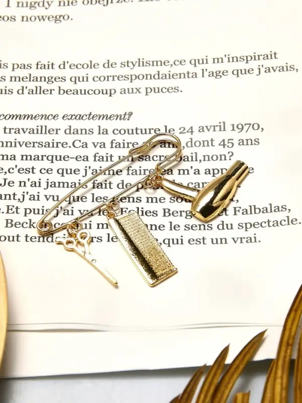 Булавка с подвесками &laquo;Парикмахер&raquo;, 5.5 см, цвет розовое золото