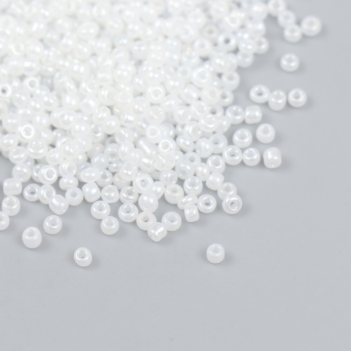 Бисер стекло 12/0  Бисер стекло 12/0 "Белый" перламутр 450 гр