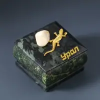 Шкатулка для украшений &laquo;Урал&raquo;, змеевик, с декоративным камнем, 6.5&times;6.5&times;5.5 см