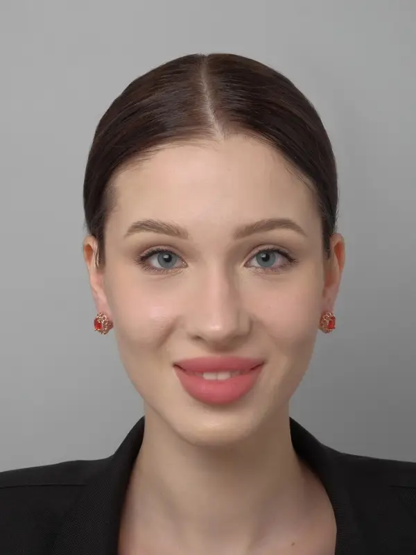 Серьги со стразами &laquo;Эдель. Ажурный овал&raquo;, красный в золоте