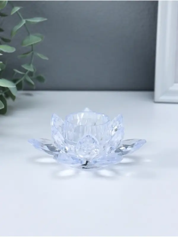 Светодиодная свеча LED - ночник RISALUX &laquo;В лотосе&raquo;, 3&times;LR1130, прозрачный, 10.5&times;10.5&times;4.5 см