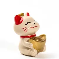 Фигурка &laquo;Манэки-нэко с монетой/слитком&raquo;, набор 4 шт. 3.7&times;3.7&times;5.3 см