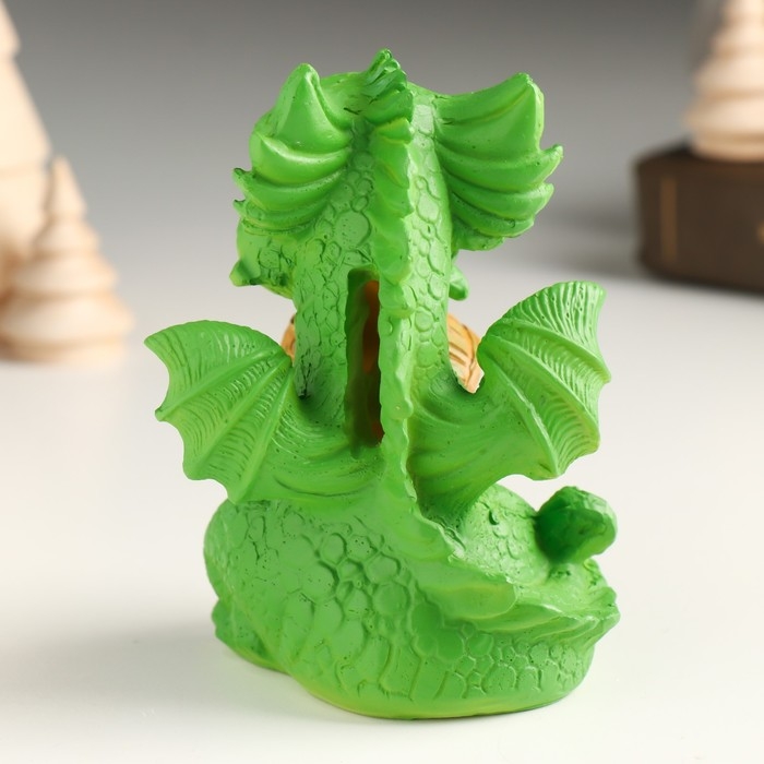 Копилка полистоун Копилка полистоун "Дракоша с большими глазами с бочкой/сундуком" МИКС 7х7х10,5 см