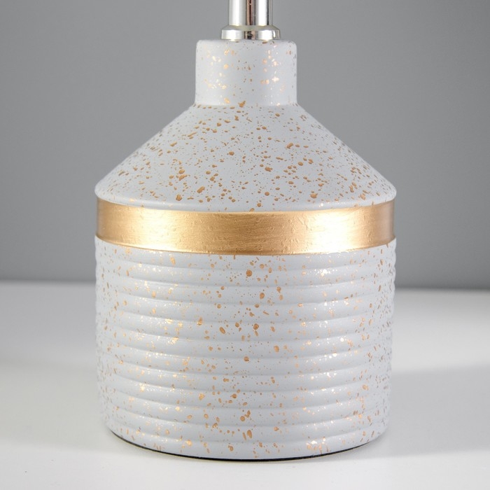 Настольная лампа Настольная лампа "Аквилина" Е14 40Вт серо-золотой 20х20х33 см RISALUX