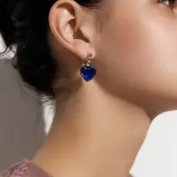 Серьги со стразами &laquo;Сердце&raquo;, мерцание, синие в серебре