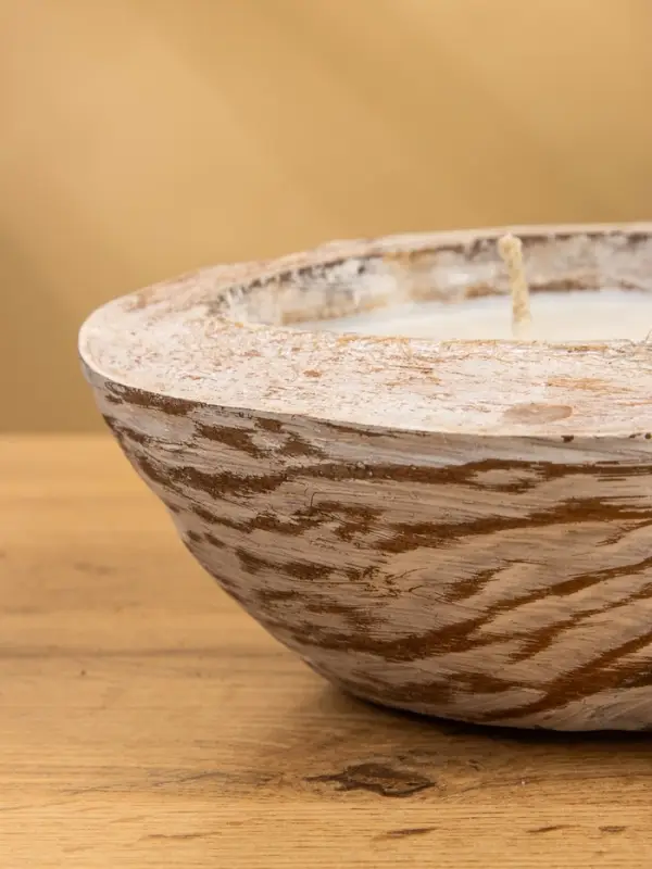 Свеча в кокосе, 20х20х7 см, цв. белый