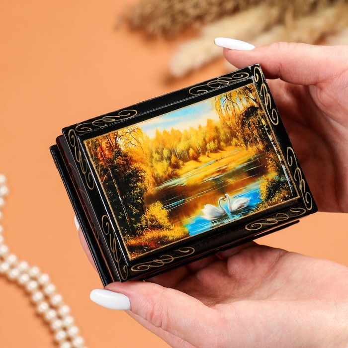 Шкатулка «Лебеди», 7,5×10 см, лаковая миниатюра Шкатулка «Лебеди», 7,5×10 см, лаковая миниатюра