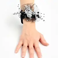 Браслет черная лошадка бант