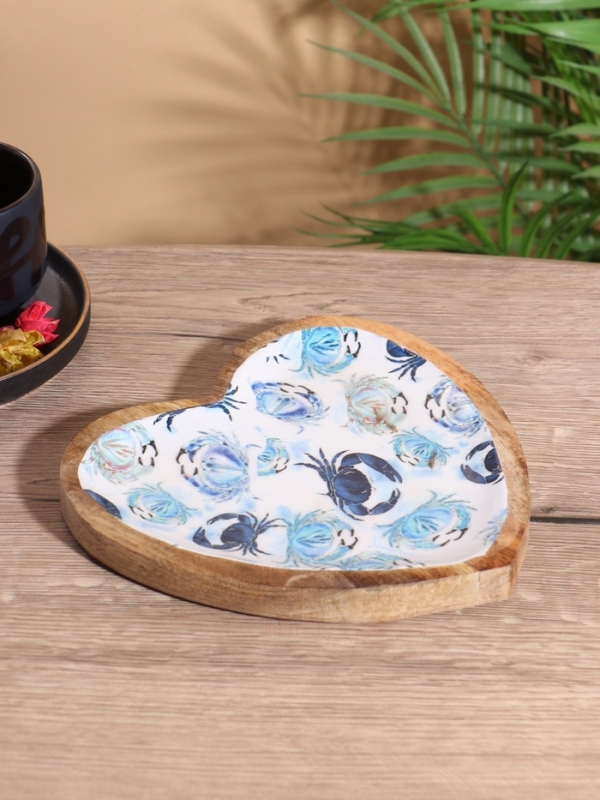 Блюдо в форме сердца «Крабы», дерево манго, 20.5×20×2.3 см Блюдо в форме сердца «Крабы», дерево манго, 20.5×20×2.3 см