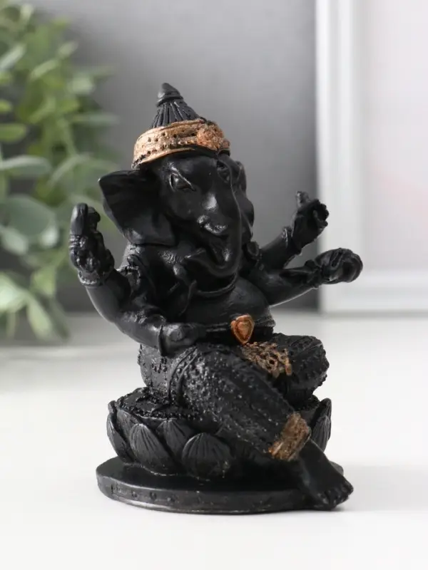 Фигура «Ганеш на лотосе», 10.5×9×8 см, чёрная