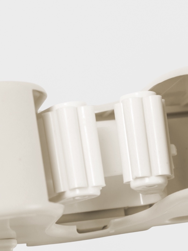 Держатель для швабр настенный самоклеящийся, 11,8х6,3х4,5 Держатель для швабр настенный самоклеящийся, 11,8х6,3х4,5