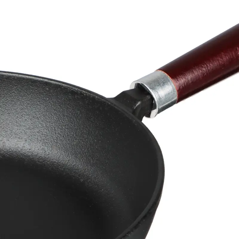 VETTA Сковорода чугун, d26х5,5см, деревянная ручка, индукция