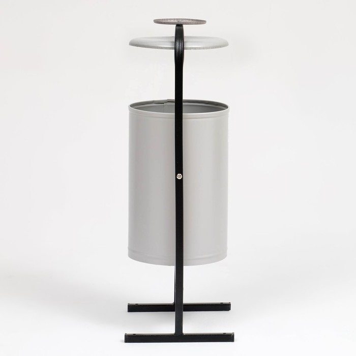 Урна уличная «Космос» 21 л, 32 х 82,5 х 28,5 см, серая, бак 0,6 мм Урна уличная «Космос» 21 л, 32 х 82,5 х 28,5 см, серая, бак 0,6 мм