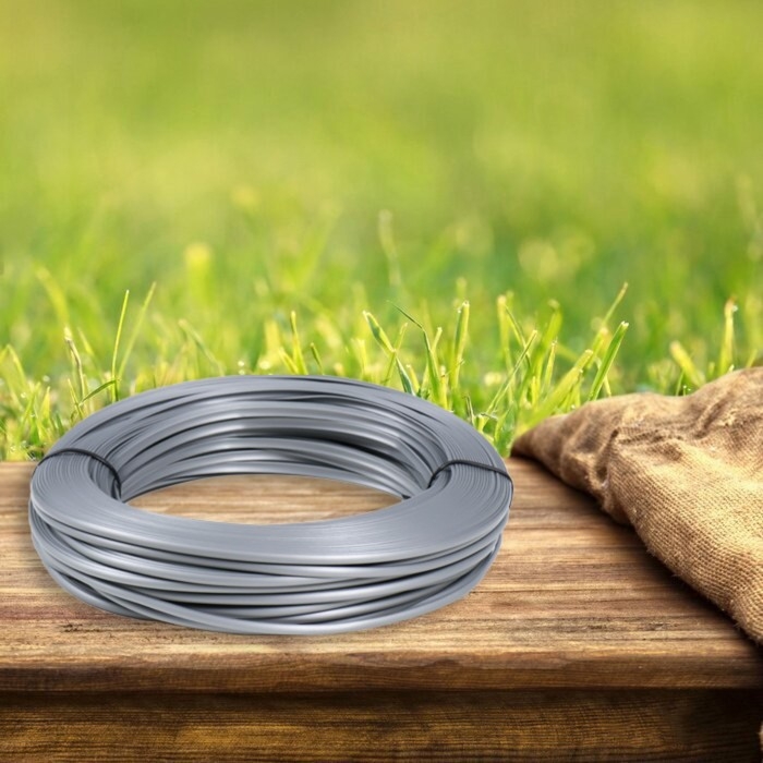 Ротанг искусственный гладкий 6 мм 100 м полутрубка (серебро металик) Ротанг искусственный гладкий 6 мм 100 м полутрубка (серебро металик)