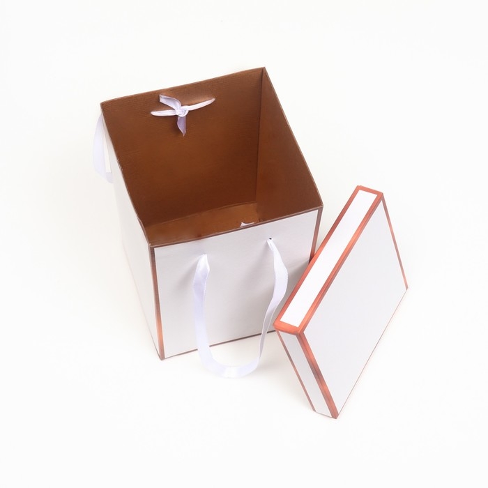 Набор коробок 3 в 1 , золото, 17 х 25 см / 14 х 23 см/ 10 х 18 см Набор коробок 3 в 1 , золото, 17 х 25 см / 14 х 23 см/ 10 х 18 см