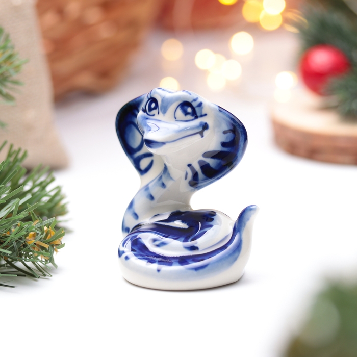 Новый год. Сувенир символ года 2025 Новый год. Сувенир символ года 2025 "Кобра Лайма", гжель, 8 см