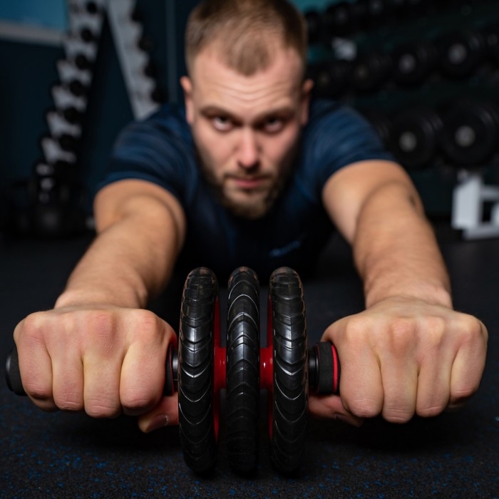 Ролик для пресса ONLITOP, 3 колеса, с ковриком, цвета МИКС Ролик для пресса ONLITOP, 3 колеса, с ковриком, цвета МИКС