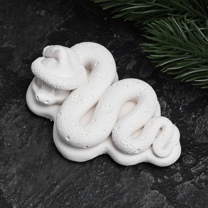 Новый год. Символ 2025. Фигура для раскраски  Новый год. Символ 2025. Фигура для раскраски "Змея в колпаке", 8,5 х 6 х 3 см