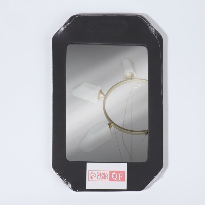 Зеркало с ручками, зеркальная поверхность 19 × 27 см, цвет чёрный Зеркало с ручками, зеркальная поверхность 19 × 27 см, цвет чёрный