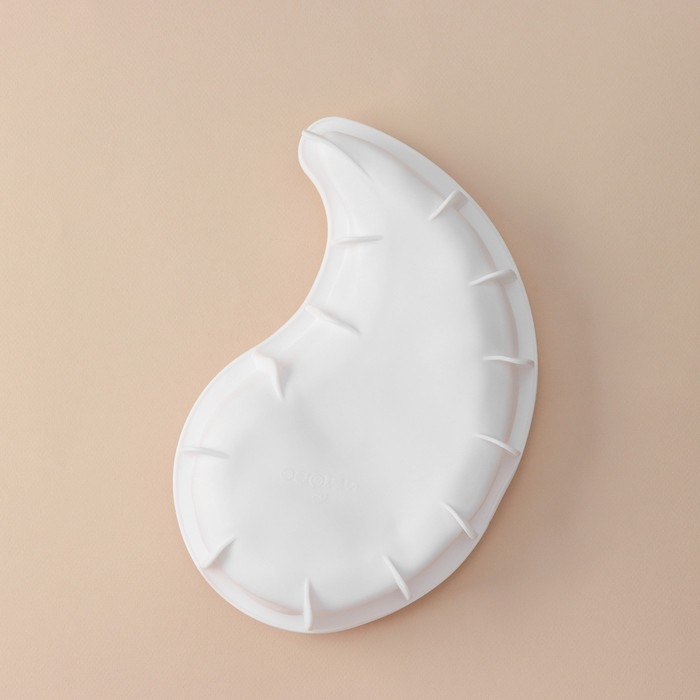 Форма для муссовых десертов и выпечки KONFINETTA «ИньЯнь», силикон, 28×16,5 см, цвет белый Форма для муссовых десертов и выпечки KONFINETTA «ИньЯнь», силикон, 28×16,5 см, цвет белый