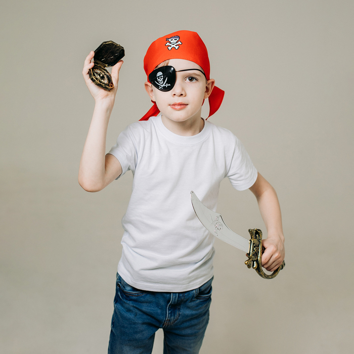 Карнавальный набор «Львиное сердце», бандана, компас, наглазник, меч Карнавальный набор «Львиное сердце», бандана, компас, наглазник, меч