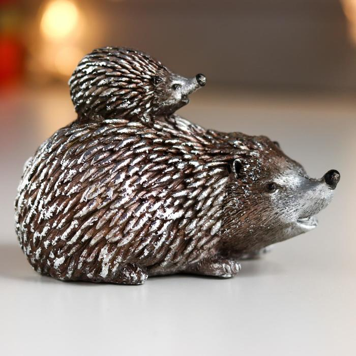 Сувенир полистоун  Сувенир полистоун "Ёж с малышом ёжиком на спине" 7х6,5х10 см