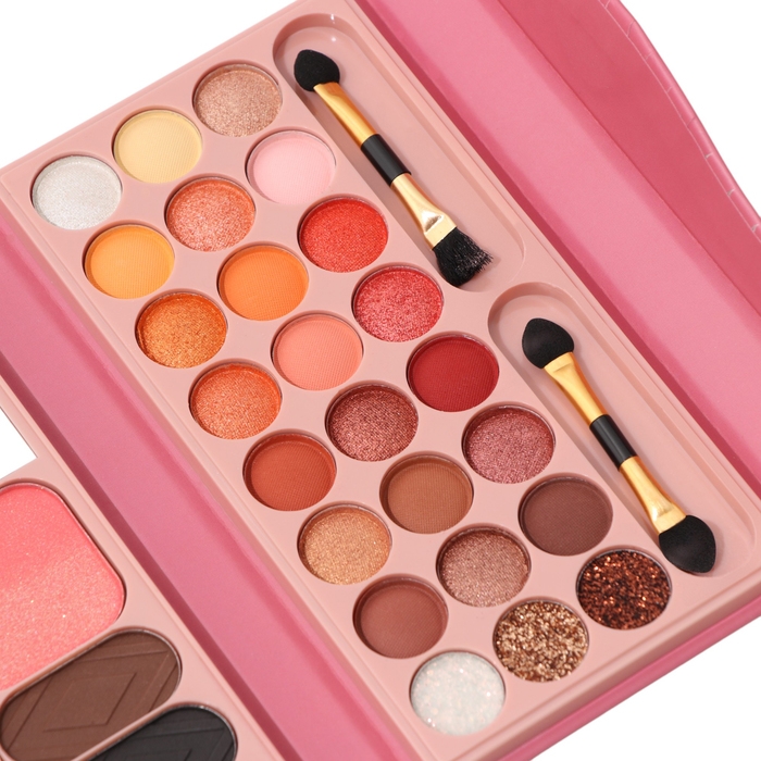 Набор декоративной косметики «Фруктовый котик» Набор декоративной косметики «Фруктовый котик»