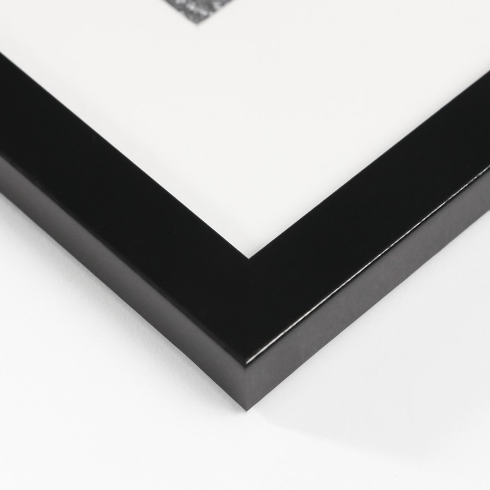 Фоторамка пластик 21х30 см (паспарту 15х20 см), чёрный Фоторамка пластик 21х30 см (паспарту 15х20 см), чёрный