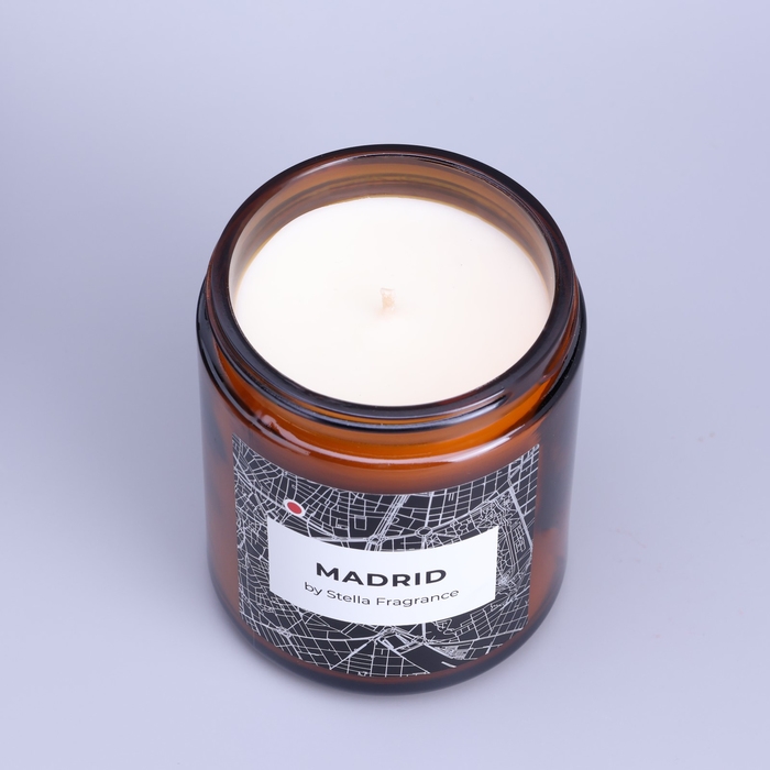 Свеча ароматическая в банке  Свеча ароматическая в банке "MADRID", кедр, мускус, 250 г