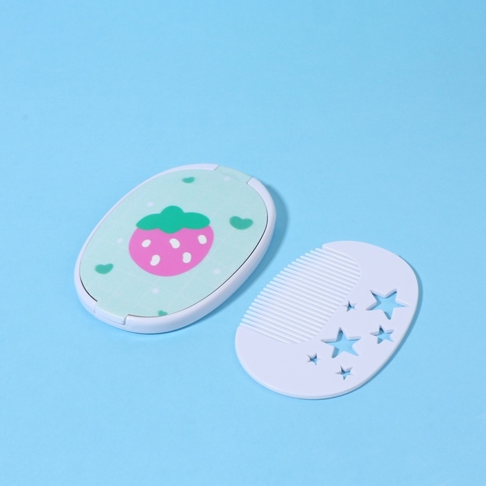 Зеркало складное «Клубника», с расчёской, 6,5 × 9,5 см Зеркало складное «Клубника», с расчёской, 6,5 × 9,5 см