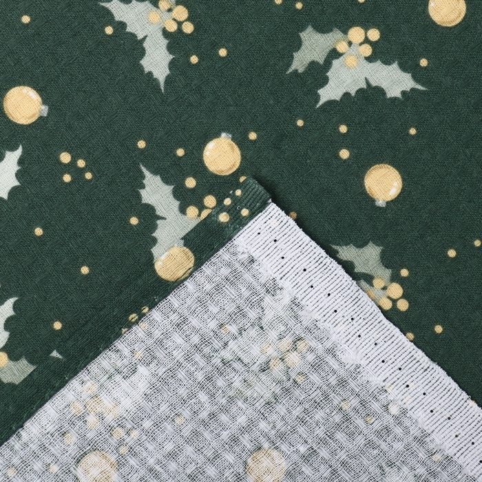 Простыня для бани Простыня для бани "Новогодние шары" 150х180 см, хлопок, ваф. полотно