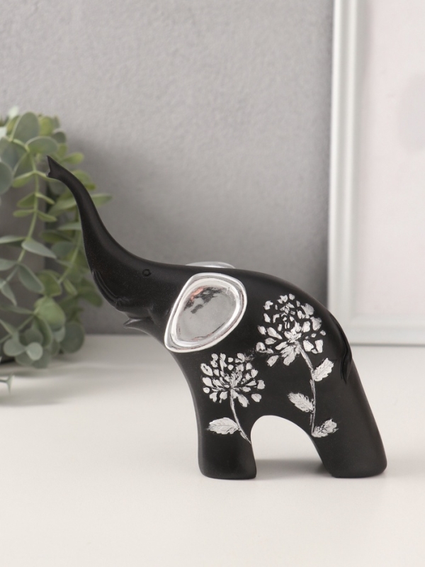 Сувенир полистоун"Чёрный слон с серебряными ушками хобот вверх"серебряный цветок15х5х14см
