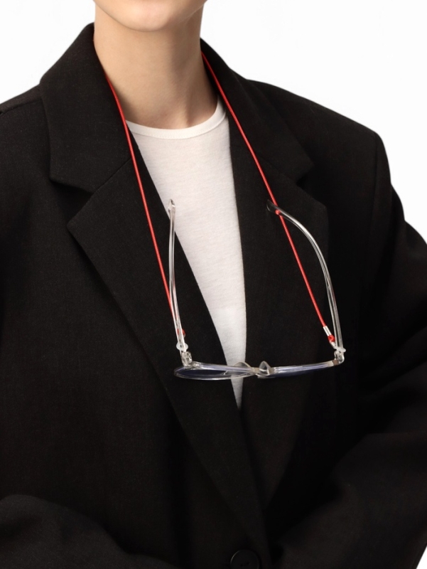 Шнурок для очков на шею 70 см силиконовый, красный Шнурок для очков на шею 70 см силиконовый, красный