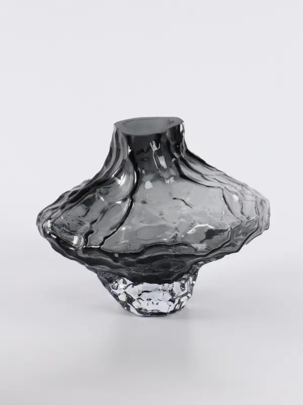 Ваза &laquo;Джино&raquo;, 16&times;19 см, стекло. чёрная