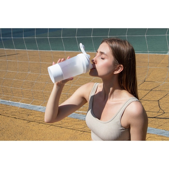 Шейкер спортивный с чашей под протеин, 500 мл Шейкер спортивный с чашей под протеин, 500 мл