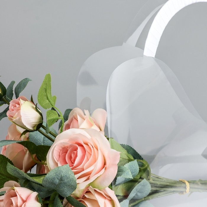 Переноска для цветов с лентой, 30х25х12 см, белая Переноска для цветов с лентой, 30х25х12 см, белая