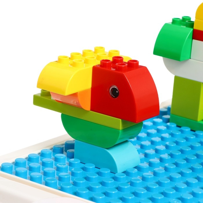 Игровой набор «Стол со стульчиком», конструктор, 60 деталей Игровой набор «Стол со стульчиком», конструктор, 60 деталей