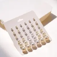 Серьги пусеты 18 пар &laquo;Рэйчел&raquo;, бусина d=5-12 мм, молочно-белые