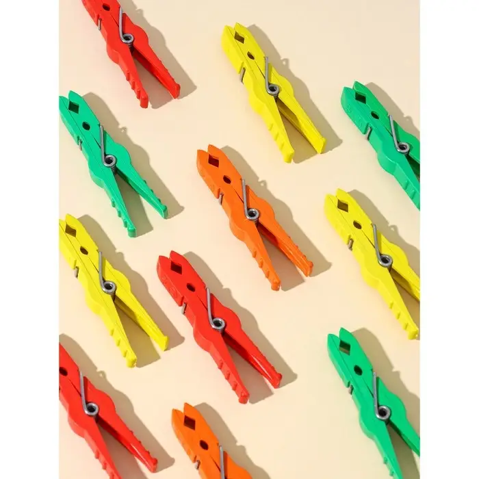 Прищепки бельевые «Кубаночка», 8 см, 12 шт, цвет МИКС Прищепки бельевые «Кубаночка», 8 см, 12 шт, цвет МИКС