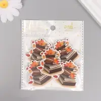 Декор для творчества дерево "Стопка книг с осенними листьями" 4,4х4,2х0,3 см Декор для творчества дерево "Стопка книг с осенними листьями" 4,4х4,2х0,3 см