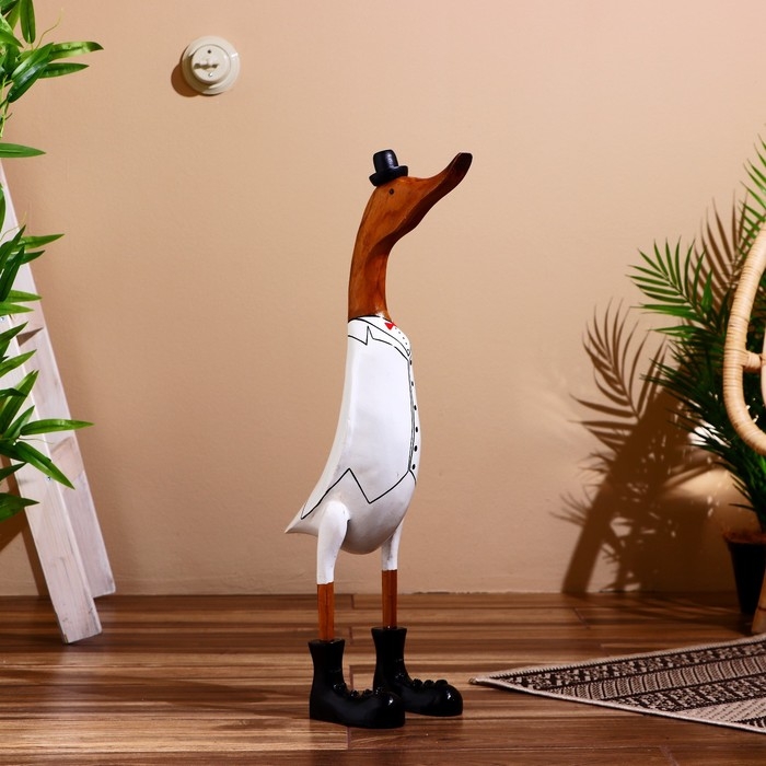 Сувенир Сувенир "Утка в костюме" дерево 60 см