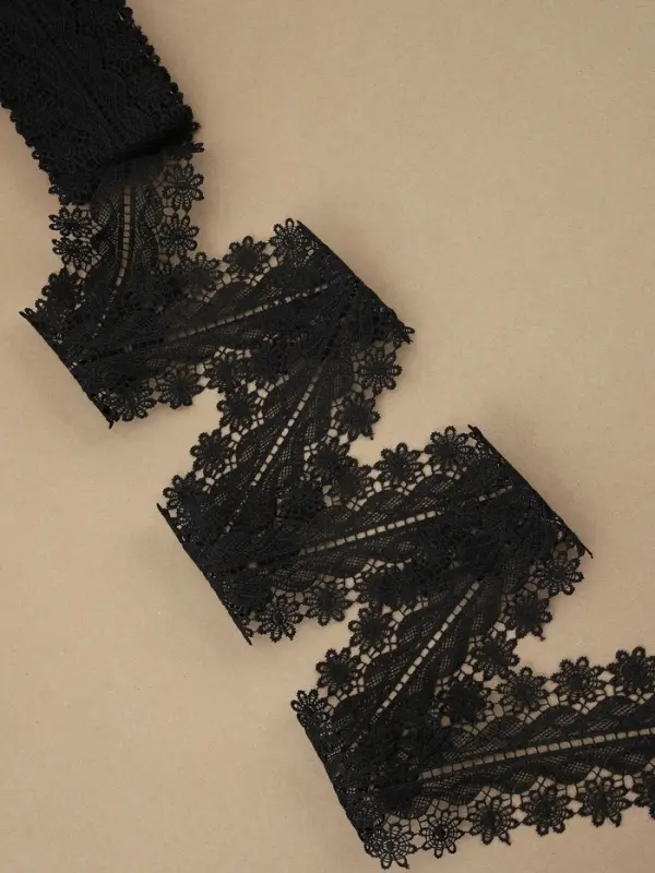 Кружево гипюровое, 80 мм, 6.8&plusmn;0.5 м, цвет чёрный
