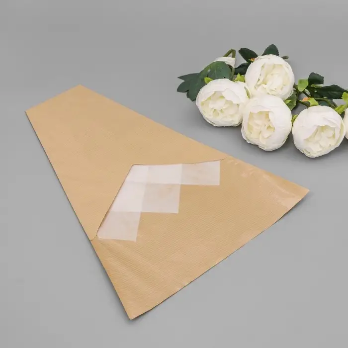 Пакет конус для цветов, крафт+ пленка, 30+11&times;42 см&plusmn;1 см, натуральный