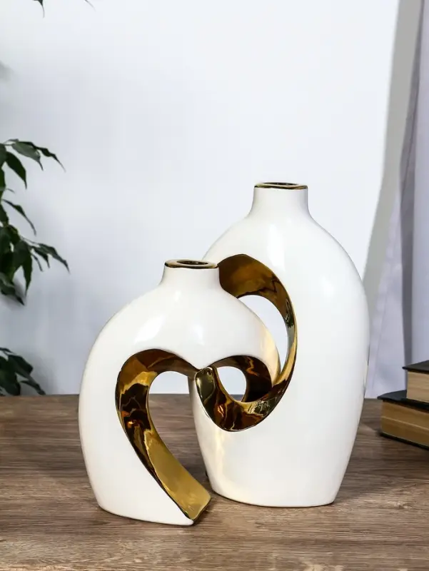 Ваза керамика настольная Ваза керамика настольная "Лари" (набор 2 шт) h=26х23, d=4 см, белый