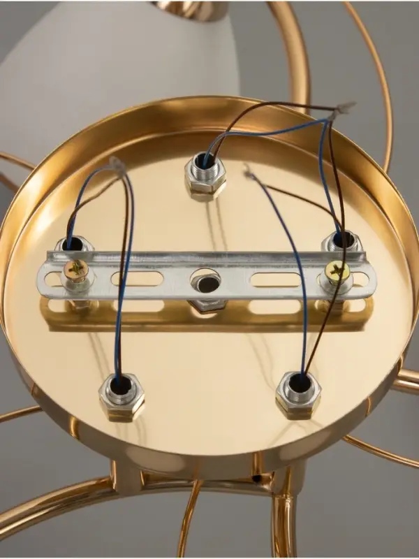 Люстра потолочная BayerLux &laquo;Андер&raquo;, 5хЕ27, 40 Вт, золото, 44&times;44&times;24 см