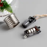 Ёлочный шар &laquo;Еловая ветка&raquo;, 1 LED, от батареек, свечение тёплое белое