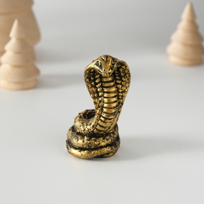 Сувенир полистоун Сувенир полистоун "Кобра" чёрно-золотая 4,3х6 см