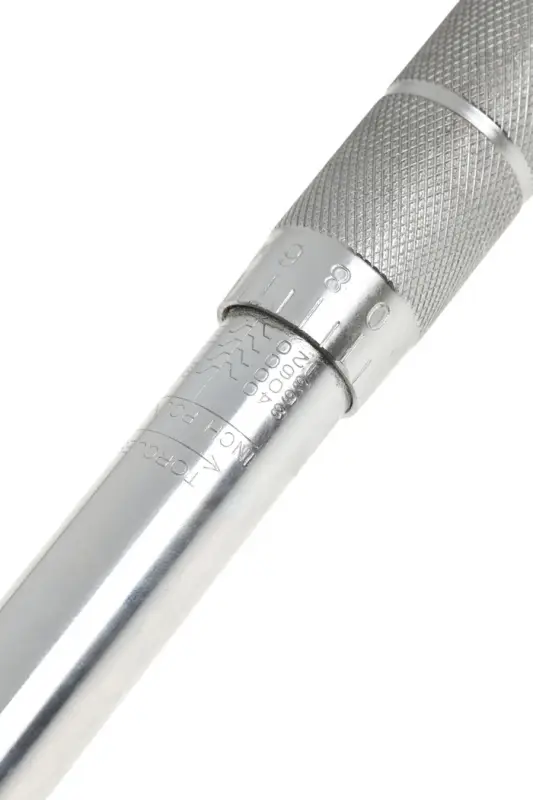 Ключ динамометрический ТУНДРА, 45 сталь, под квадрат 3/8", 120 - 160 Н*м, 280 мм