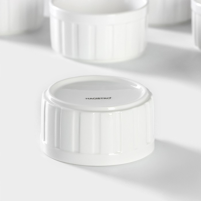 Набор рамекинов из жаропрочной керамики Magistro «Каспар», 6 предметов: 200 мл, цвет белый Набор рамекинов из жаропрочной керамики Magistro «Каспар», 6 предметов: 200 мл, цвет белый